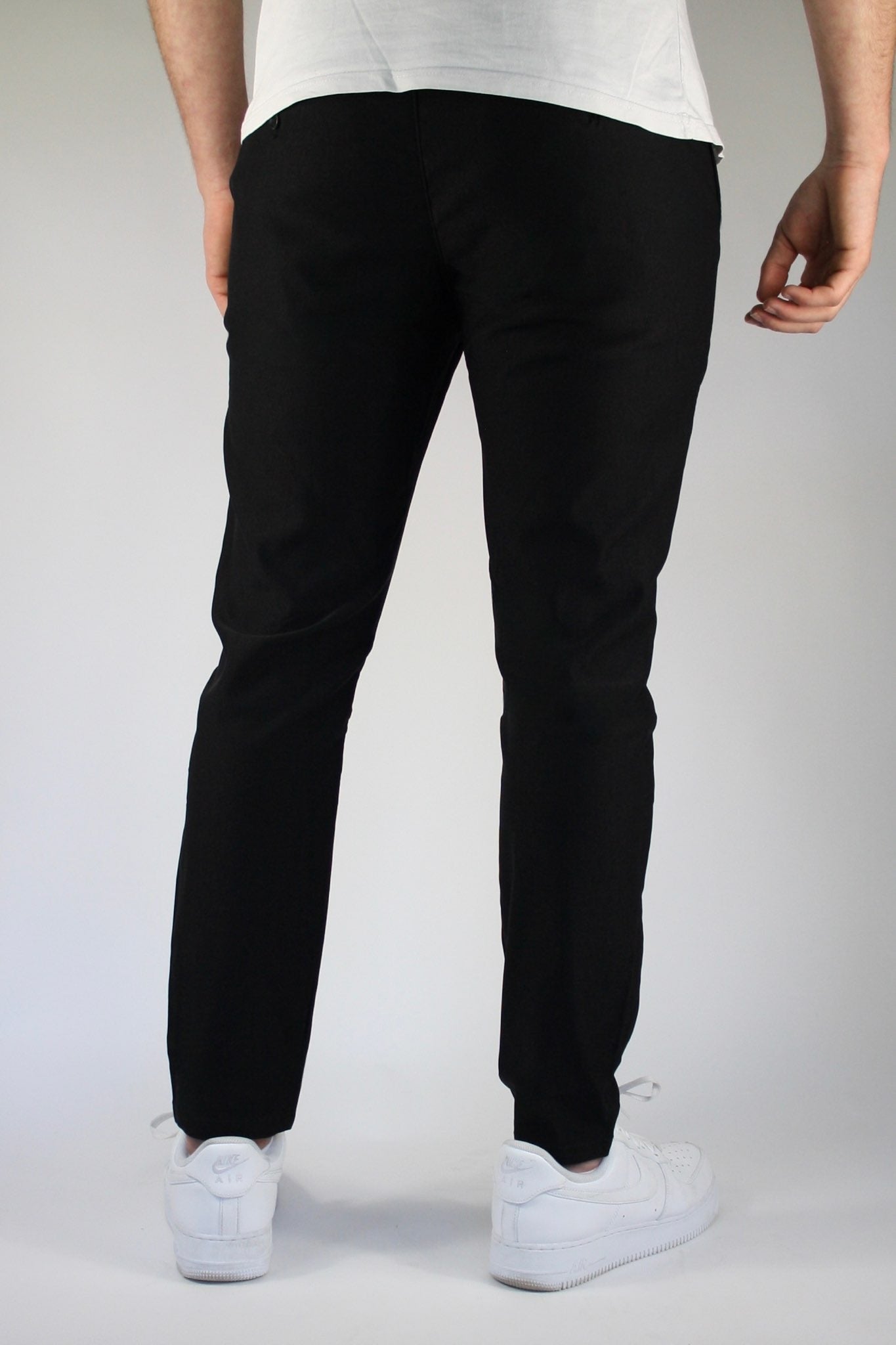 VALOROSSO SLIM FIT STRETCH PANTS - BLACK